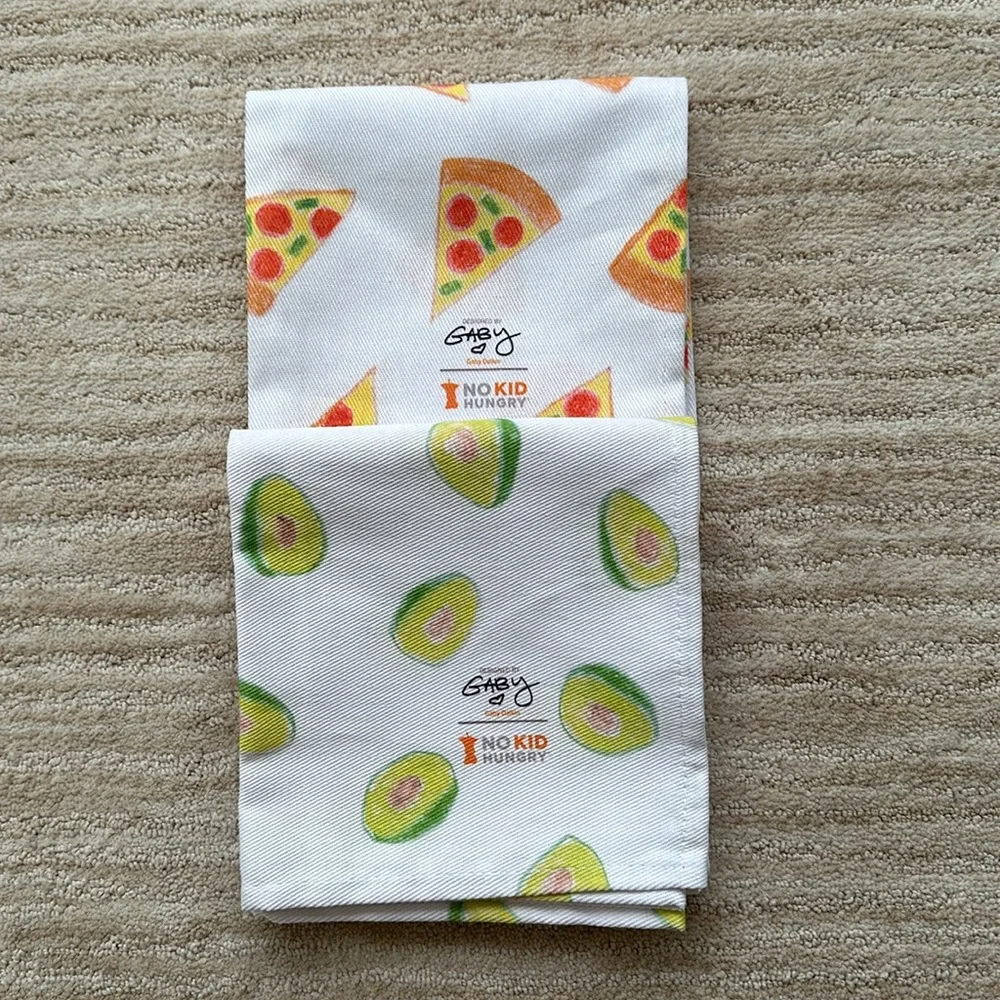 NWOT Set of 2 William Sonoma Gaby Dalkin No Kid Hungry Kitchen Towels Pizza Avoc